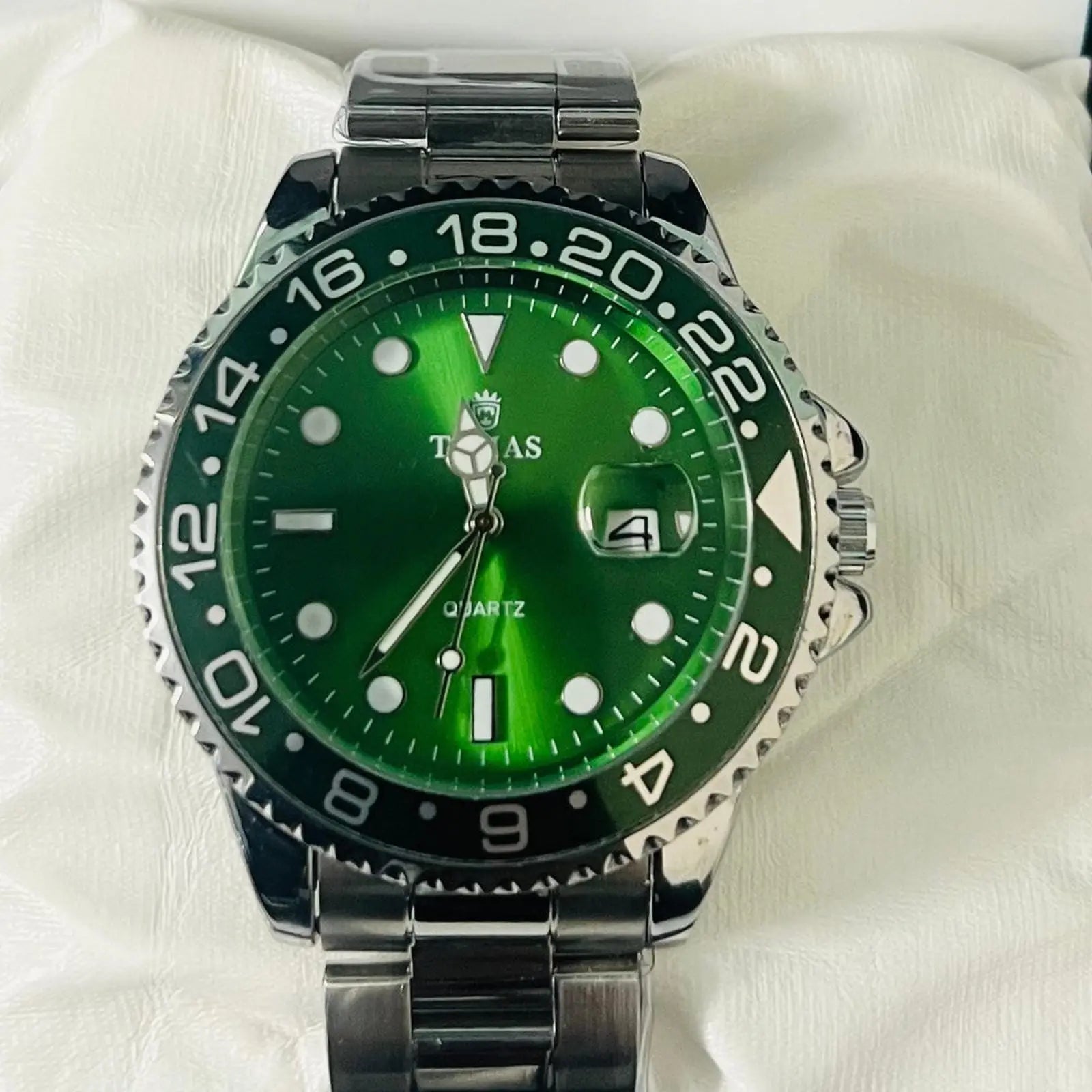 Timas Silver Chain Green Bezel Wardesh