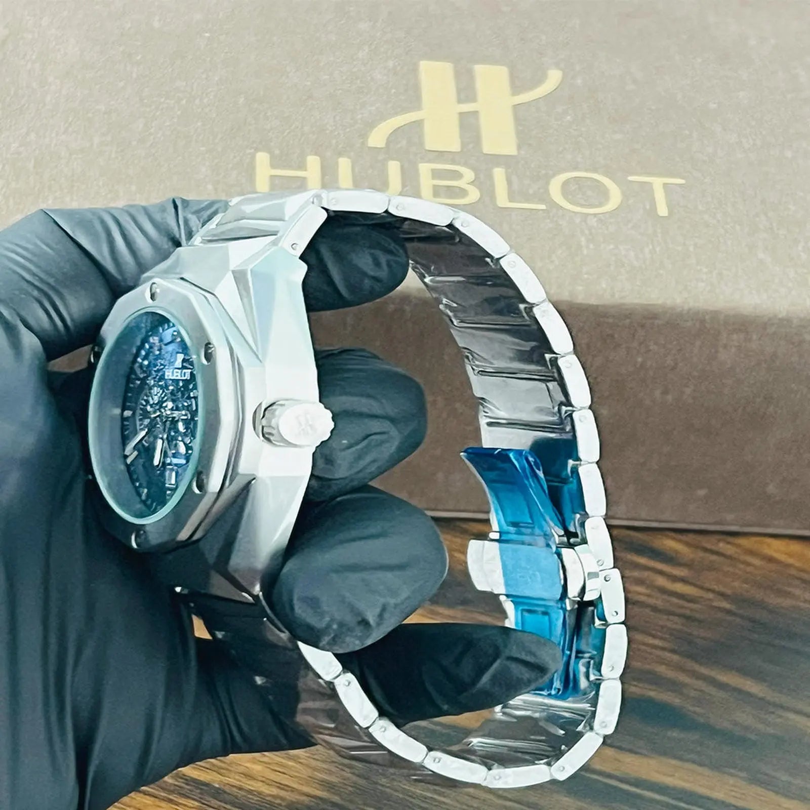 Hublot Blue Multi Dial Silver Chain Wardesh