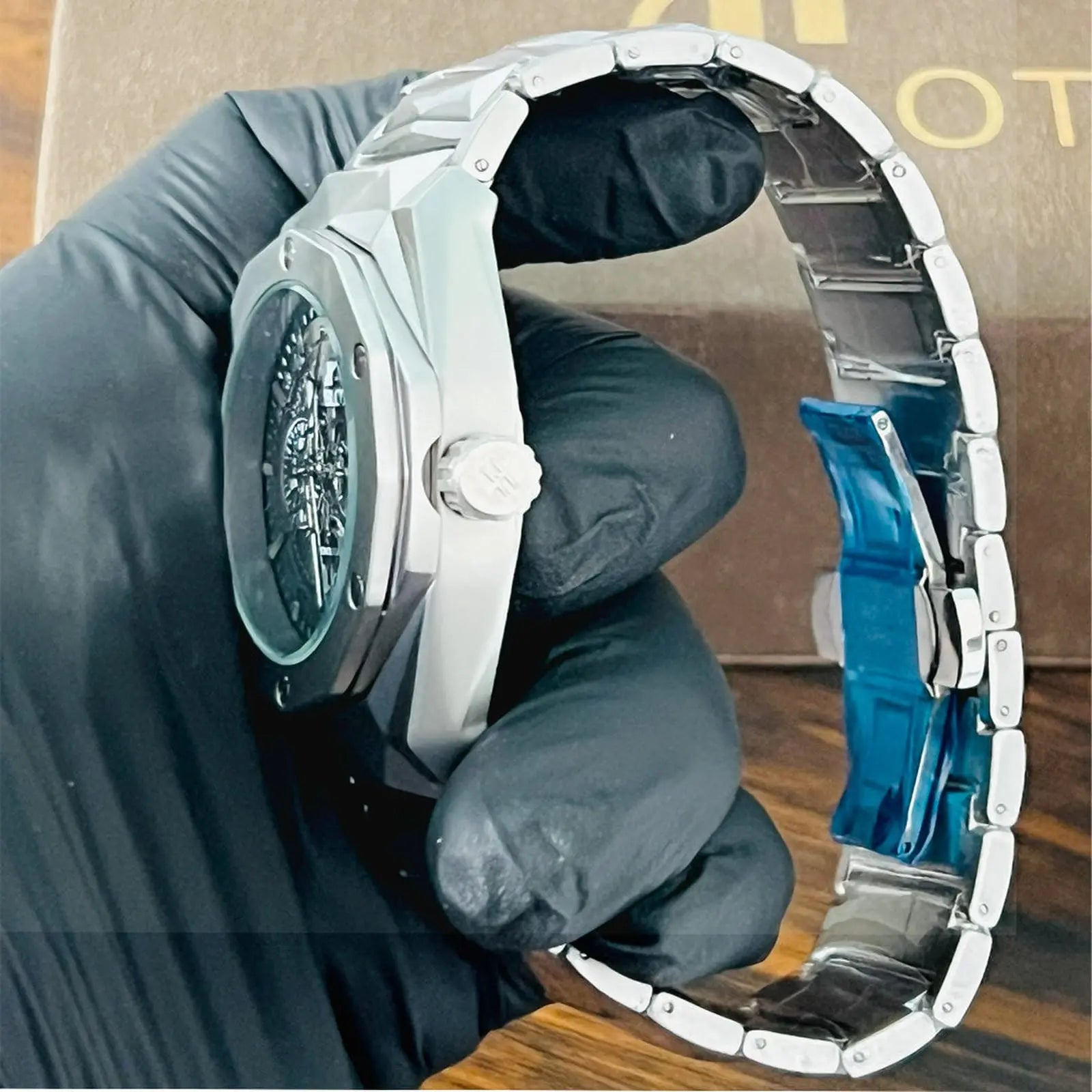 Hublot Black Multi Dial Silver Chain Wardesh