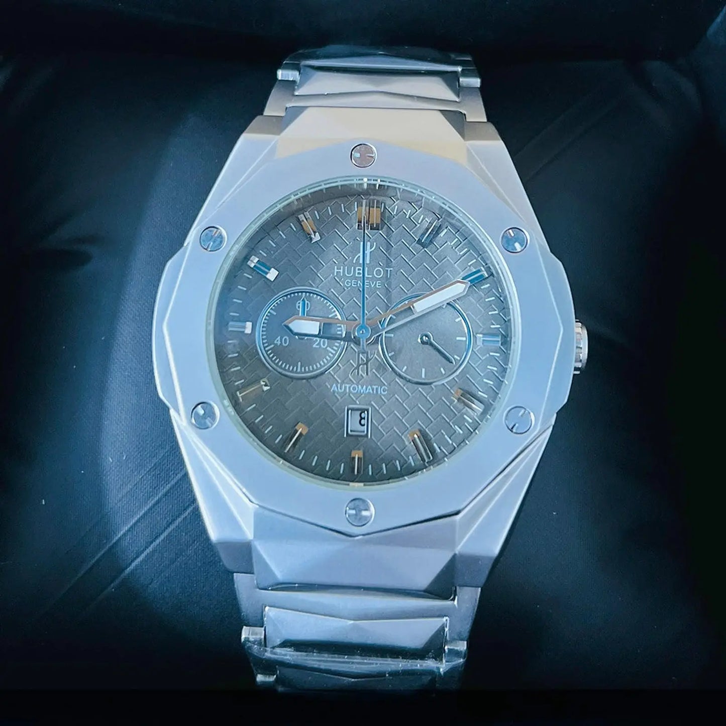 Hublot Gray Multi Dial Silver Chain Wardesh