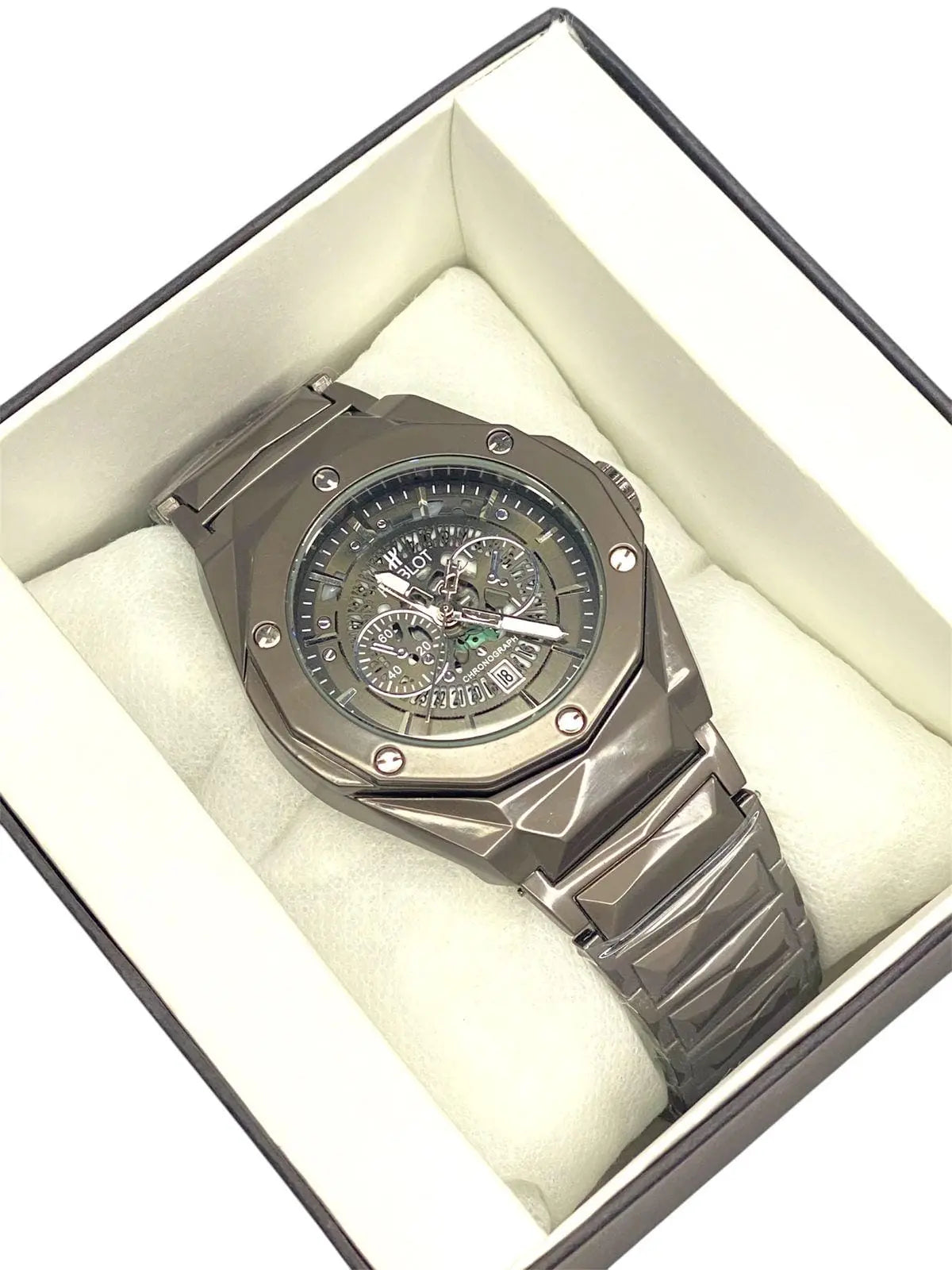 Hublot Diamond Cut Skeleton Watch Wardesh
